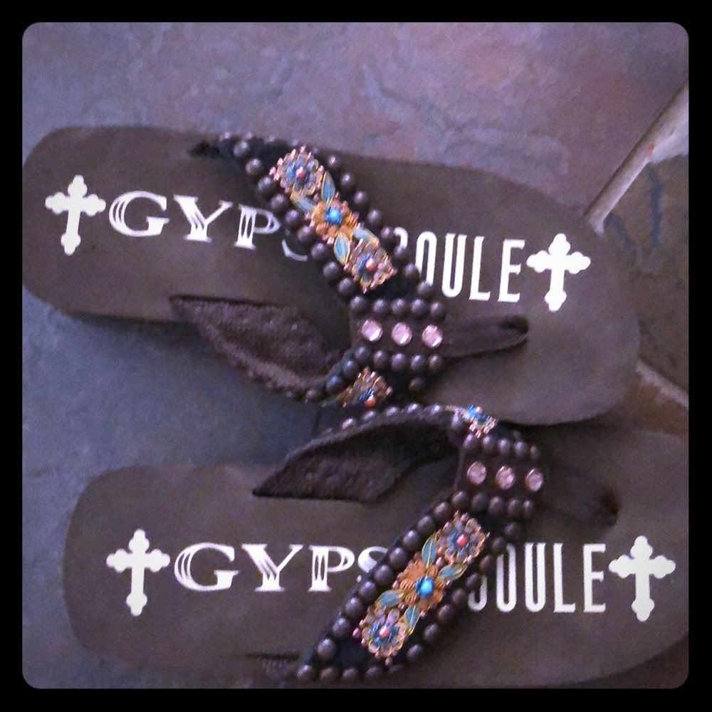 Women’s slide on with beautiful accents